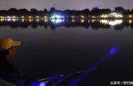 在野外钓鱼时，你更倾向于使用夜钓灯还是夜光漂？